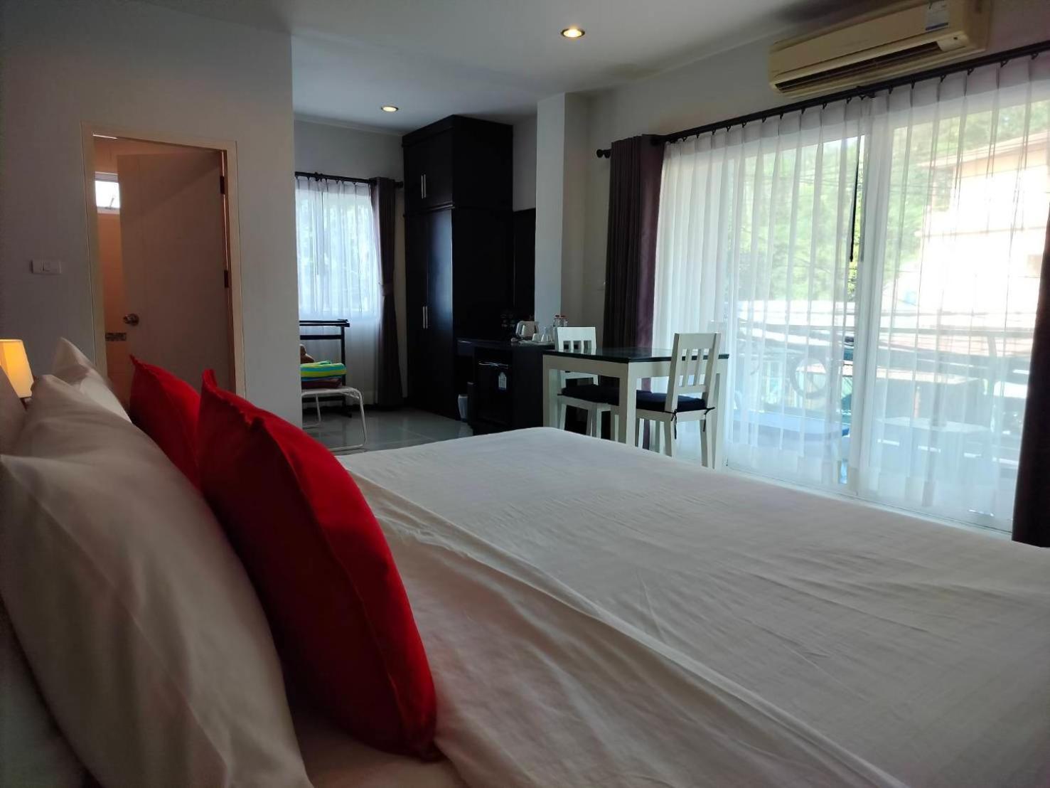 May House Karon Beach Ban Karon Luaran gambar